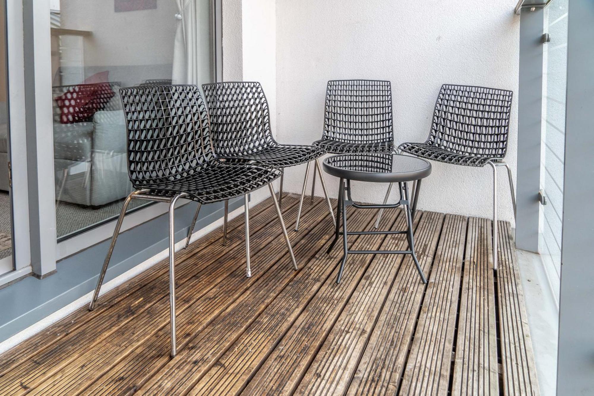 Central Suite Near Mailbox, King Bed, Ping Pong, Netflix, Sleeps 4 Birmingham Eksteriør bilde