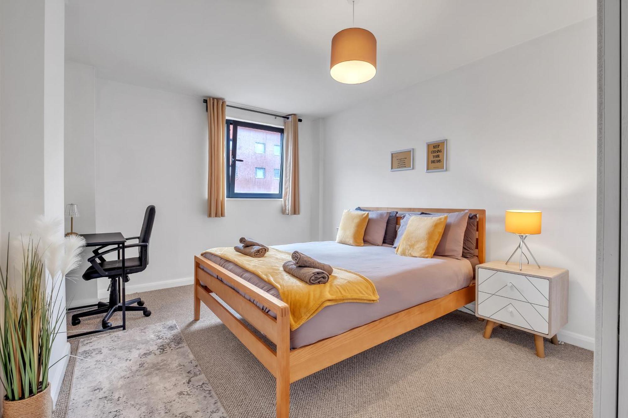 Central Suite Near Mailbox, King Bed, Ping Pong, Netflix, Sleeps 4 Birmingham Eksteriør bilde