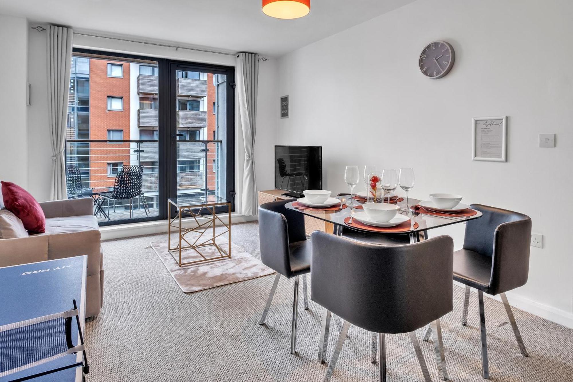 Central Suite Near Mailbox, King Bed, Ping Pong, Netflix, Sleeps 4 Birmingham Eksteriør bilde