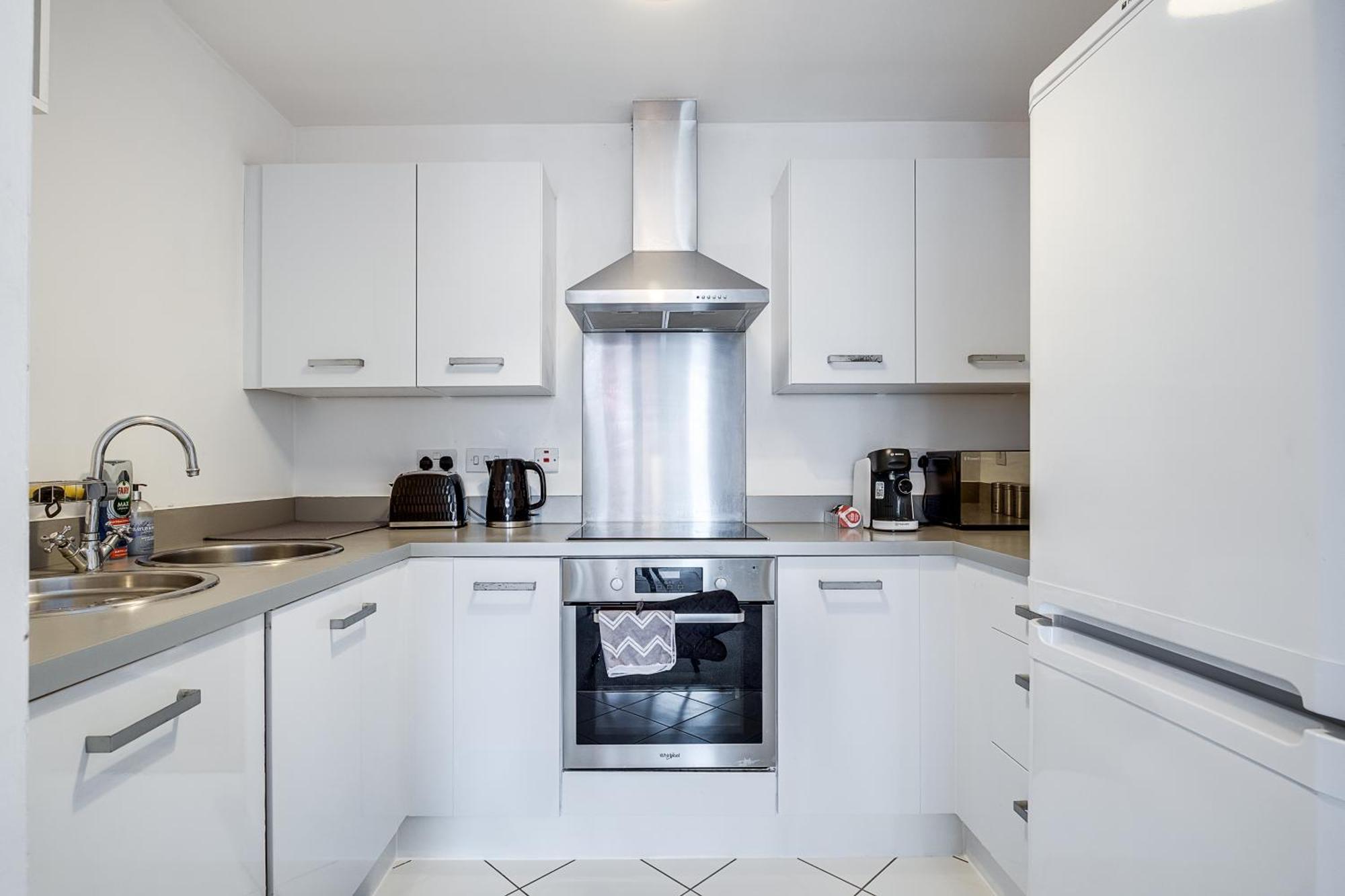 Central Suite Near Mailbox, King Bed, Ping Pong, Netflix, Sleeps 4 Birmingham Eksteriør bilde